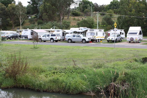 Crookwell Caravan Park - Accommodation Directory 0