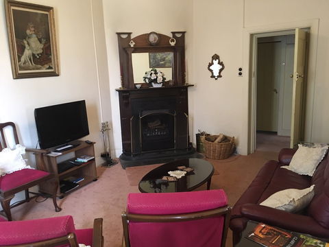 Croll Cottage - Accommodation Directory 1