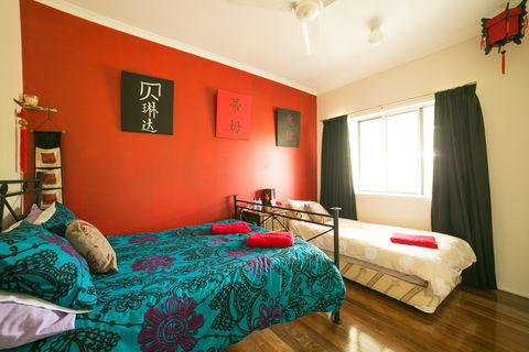 Downunder Farmstays (Brisbane, Gold Coast And Cairns) - Accommodation Directory 2