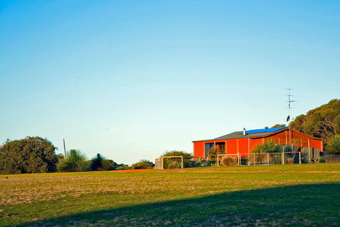 Eleanor River Homestead - Accommodation Directory 0