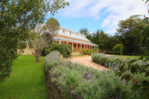 Fitzroy Inn Historic Retreat - Mittagong - Accommodation Directory 0