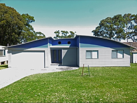 Gwenda's Escape At Culburra Beach - Accommodation Directory 0