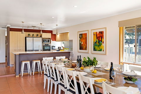 Hillbrook Estate - Accommodation Directory 1