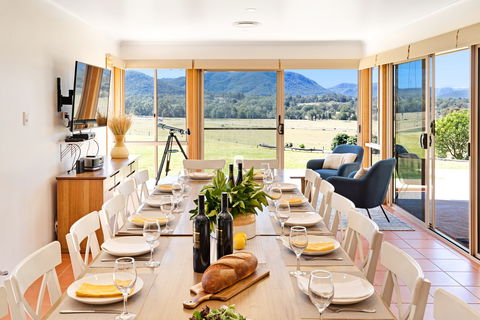 Hillbrook Estate - Accommodation Directory 2