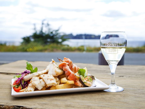 Hotel Bruny - Accommodation Directory 0