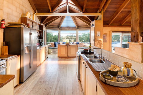 I Villini Estate - Accommodation Directory 2