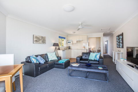 Mariners 6 - Accommodation Directory 2