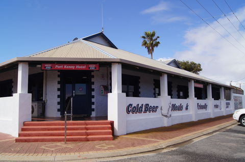 Port Kenny Hotel - Accommodation Directory 0