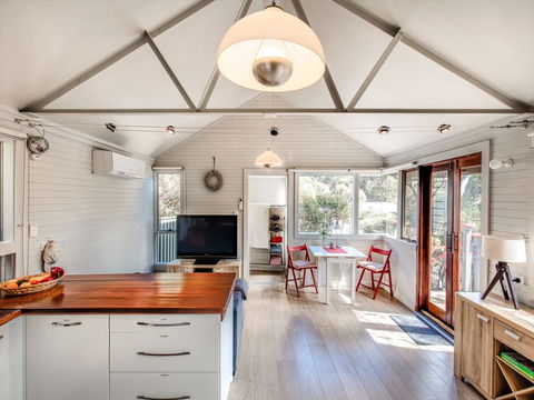 Serenity Cottage - Accommodation Directory 0