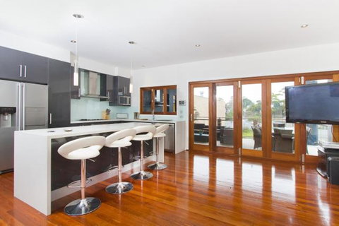 Shellharbour Seabird - Accommodation Directory 2