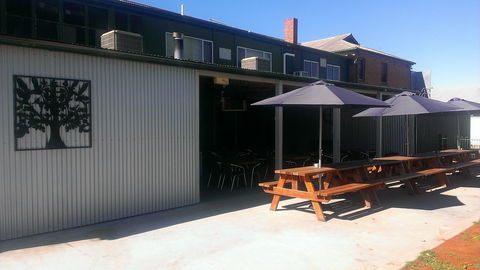 The Port Of Bourke Hotel - Accommodation Directory 1