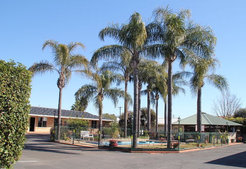 Town And Country Motor Inn - Tamworth - Accommodation Directory 0