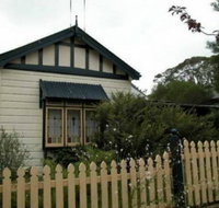 Tugin Cottage - Accommodation Directory
