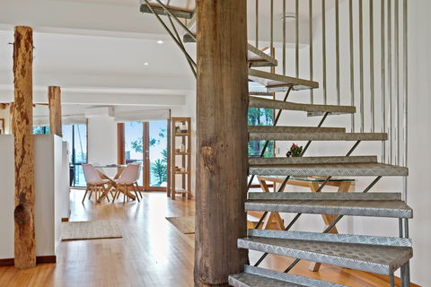 Tura Tree House - Accommodation Directory 2