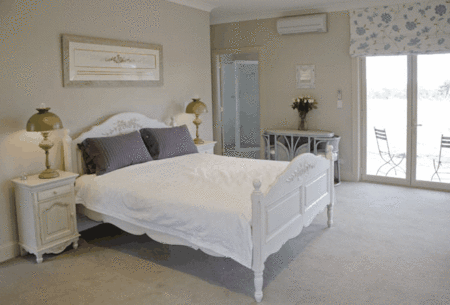 Myan Breezes Guesthouse - Accommodation Directory