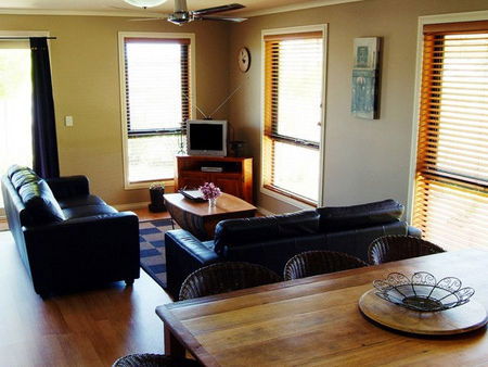 Tessenna Villa - Accommodation Directory 4