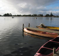 Deja Vu Lakes Entrance B and B - Accommodation Directory