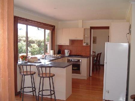 Hideaway On Hinkler - Accommodation Directory 5