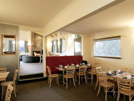 Cooroona Alpine Lodge - Accommodation Directory 1