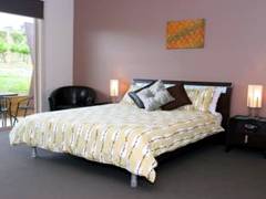 De Vine Escape - Accommodation Directory 1