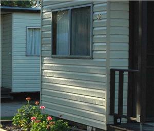 Swan Hill Holiday Park - Accommodation Directory 1