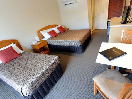Alexandra Place - Accommodation Directory 1