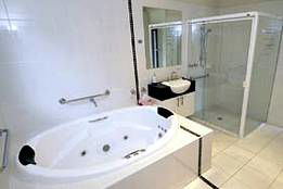 Mirrabooka Units - Accommodation Directory 4