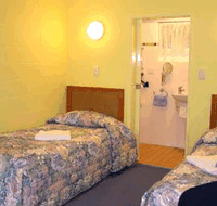 Tall Trees Motel - Accommodation Directory
