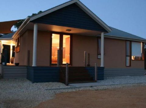 Aurora Cottages - Accommodation Directory 0
