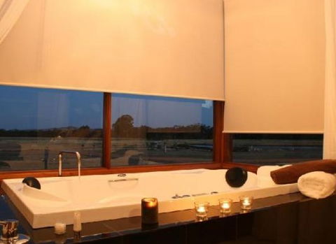 Aurora Cottages - Accommodation Directory 1