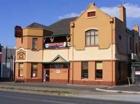 Cross Keys Hotel - Accommodation Directory 0