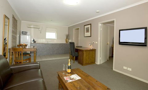 Quality Inn And Suites The Menzies - Accommodation Directory 4