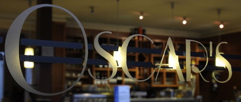 Oscar's Hotel & Cafe Bar - Accommodation Directory 0