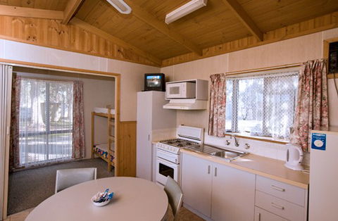 Shady Acres Caravan Park Ballarat - Accommodation Directory 4