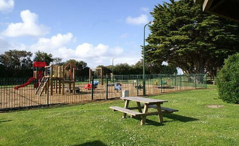 Portland Bay Holiday Park - Accommodation Directory 2