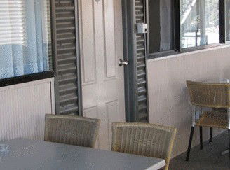 Surf Motel - Accommodation Directory 1