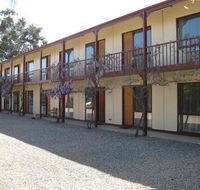 Central Motor Inn Wentworth - Accommodation Directory