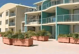 Waldorf Apartment Hotel - Accommodation Directory 0