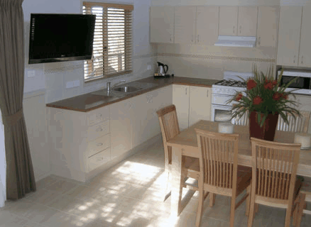 Lakesea Caravan Park - Accommodation Directory 0