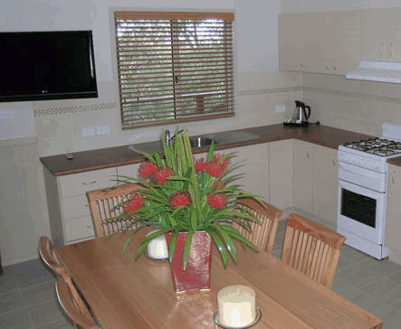 Lakesea Caravan Park - Accommodation Directory 1