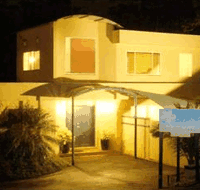 Azura Beach House BB - Accommodation Directory