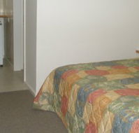 Golf View Motor Inn - Accommodation Directory