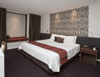 Next The Gateway Inn - Accommodation Directory 1