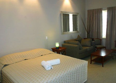 Wynnum West QLD Accommodation Directory