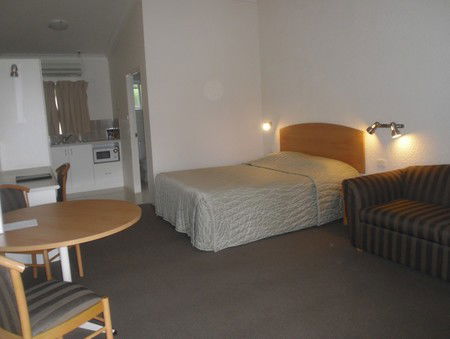 Boulevarde Motor Inn - Accommodation Directory 1
