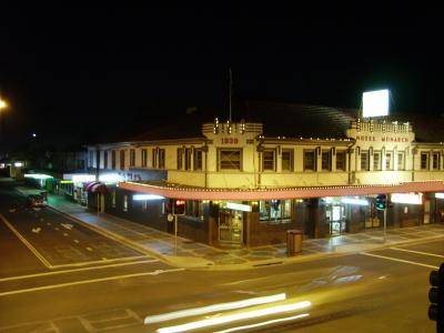 Monarch Motel Hotel - Accommodation Directory 4