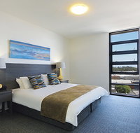 Oaks Mon Komo - Accommodation Directory