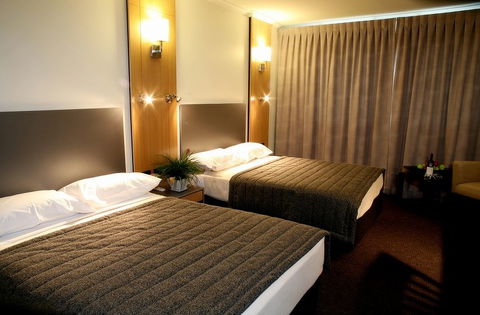 Metro Hotel Ipswich International - Accommodation Directory 1