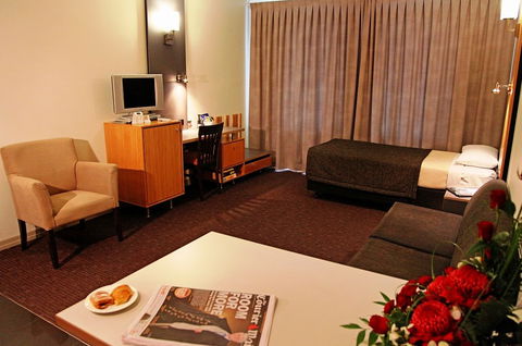Metro Hotel Ipswich International - Accommodation Directory 4
