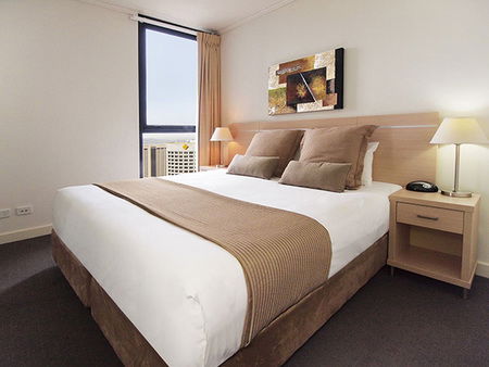 Oaks Charlotte Towers - Accommodation Directory 1